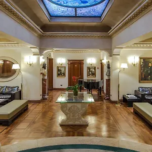 4* Отель River Palace