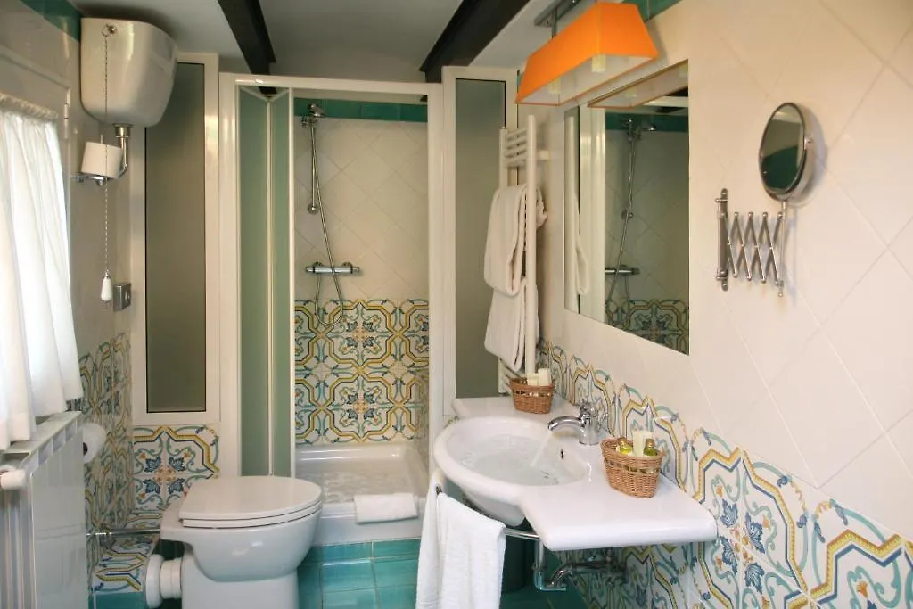 Relais 6 Via Tolmino Otel Roma 4*,
